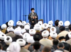 دیدارد امام خامنه ای با مسئولین