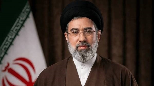 آیتالله سیدمجتبیخامنهای سومین رهبر نظاماسلامیایران شدند