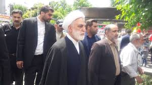 لحظه اصابت موشک در نزدیکی محل حضور اژهای در راهپیمایی روز قدس؛ رئیس قوه قضاییه: مردم ما از بمباران نمیترسن