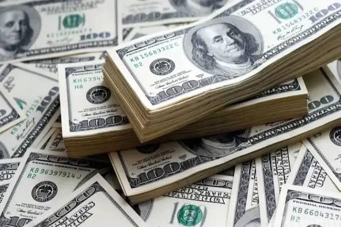 ۸ پرده از چرایی افزایش نرخ ارز؛ وقتی همه چیز دست به دست هم میدهد